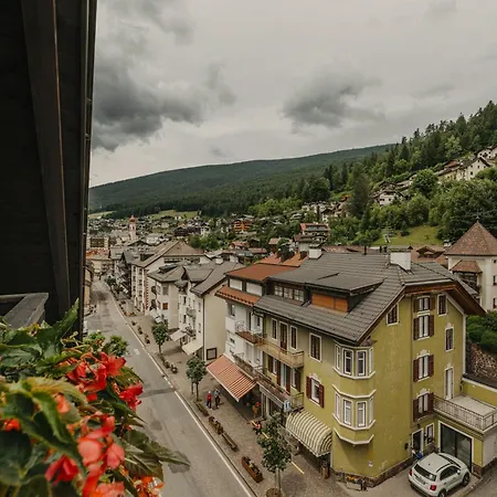 Garni Planaces 3* Ortisei
