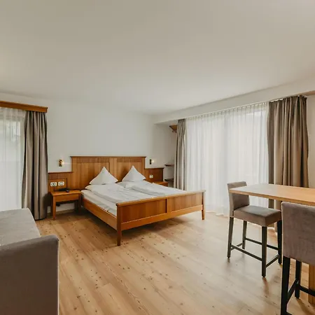 Hotel Garni Planaces Ortisei