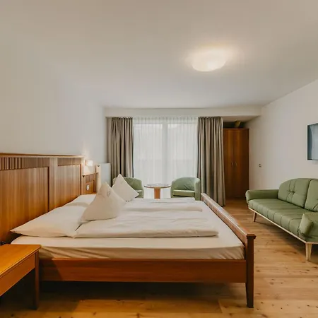Garni Planaces 3*